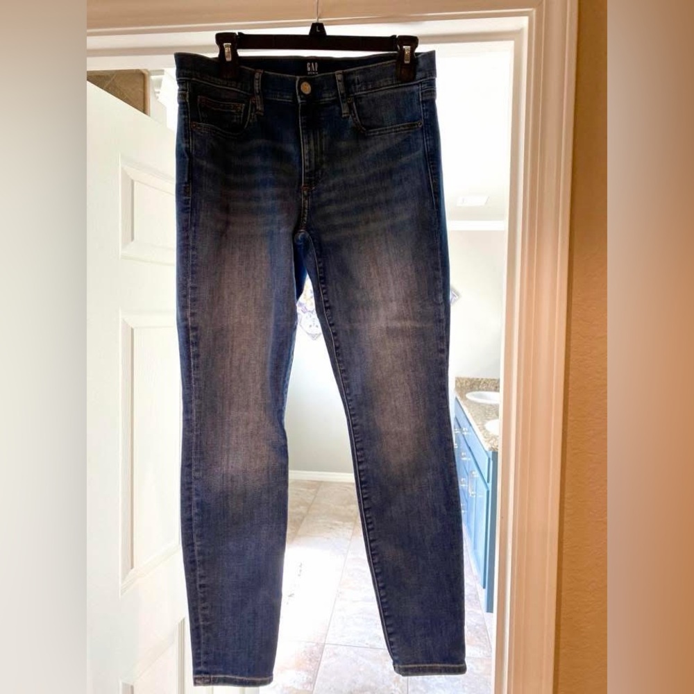 GAP Women's Dark Blue Skinny Jeans